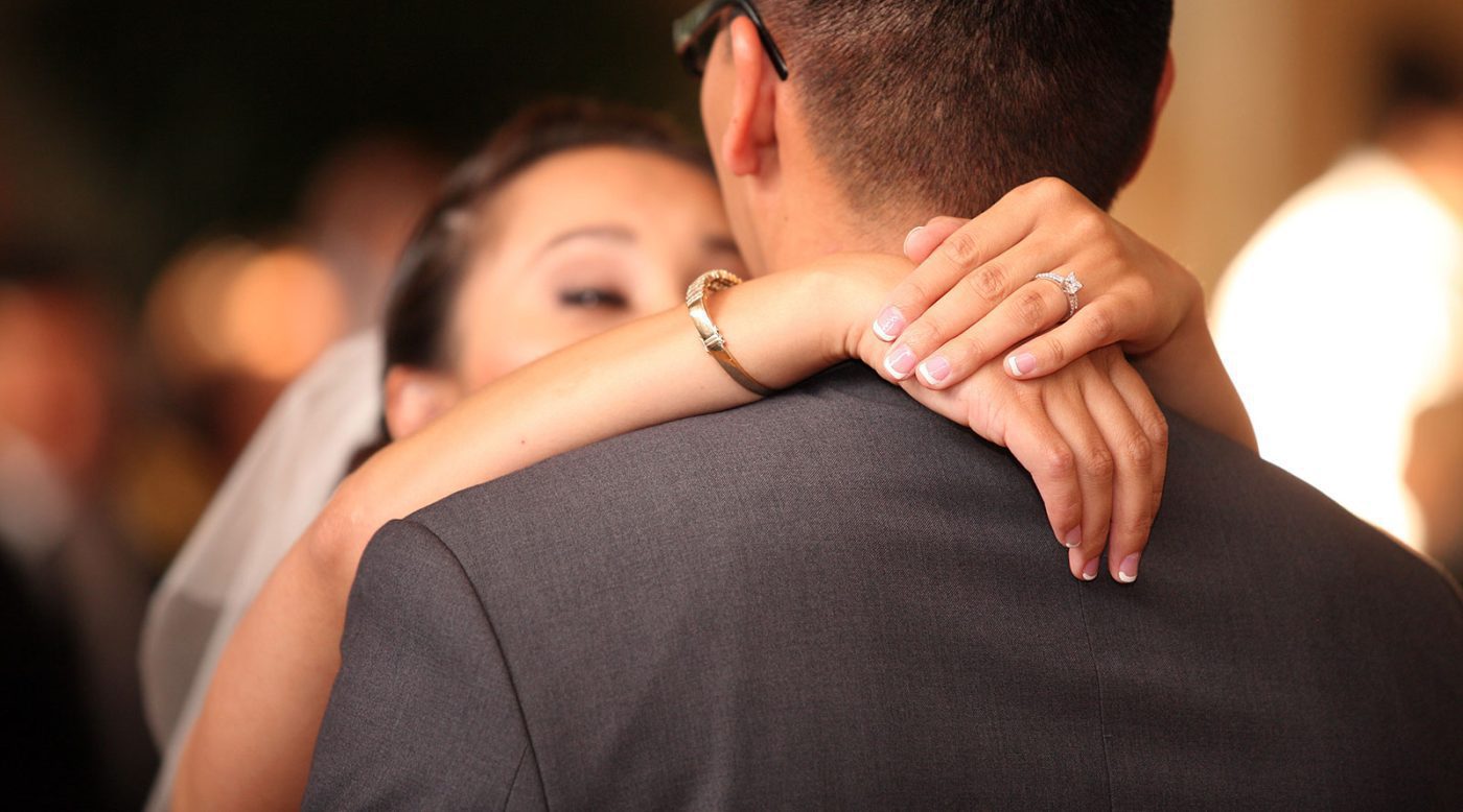 10 Dicas de Como Atrair e Conquistar Um Homem Mais Velho