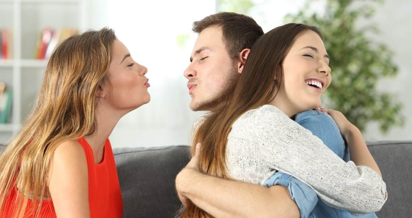 7 Perigos de Aceitar um Relacionamento Aberto