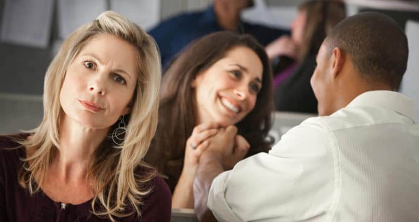 Como Lidar com as Amigas do meu Namorado