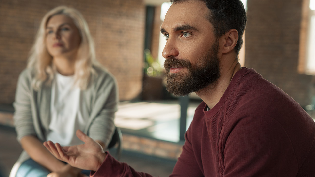 Como Manter a Independência em um Relacionamento Sério